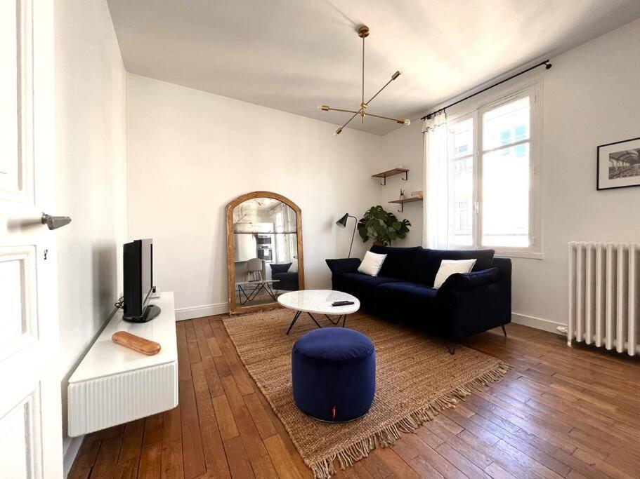 Charmant Appartement Au Centre De Тур Екстер'єр фото